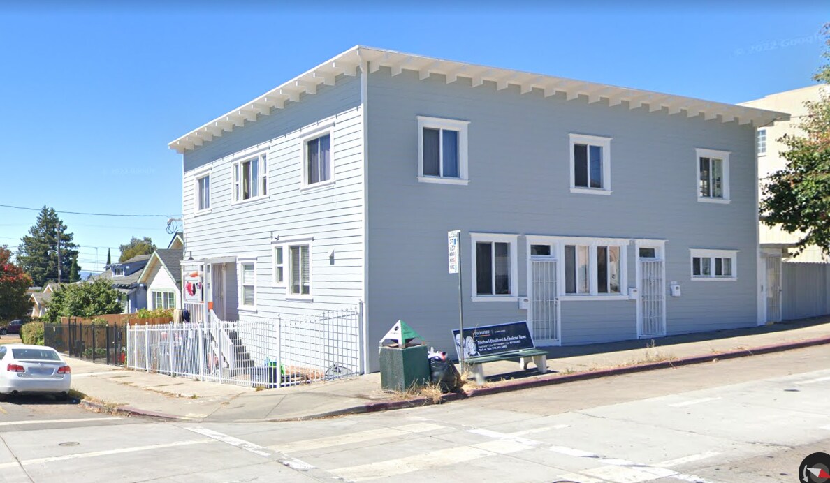 Primary Photo - 3089 MacArthur Blvd