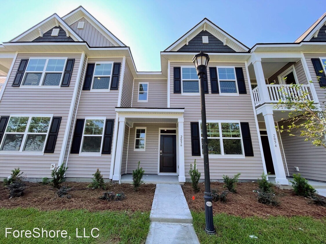 3 br, 2.5 bath House 2056 Blakers Blvd House Rental in Bluffton, SC