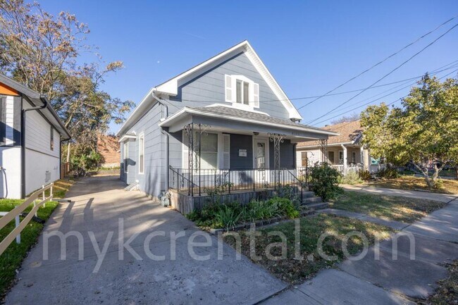 Building Photo - 4306 Fisher St