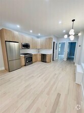 Building Photo - 1523 Greene Ave