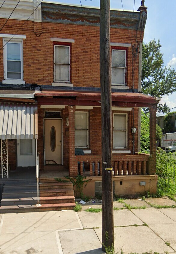 Primary Photo - 1006 Spruce St