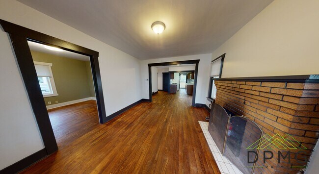 Foto del edificio - 317 Shepard St