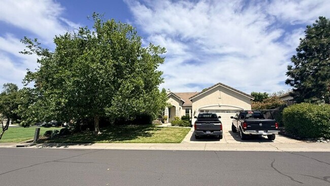 Foto del edificio - 5631 Birkdale Ct