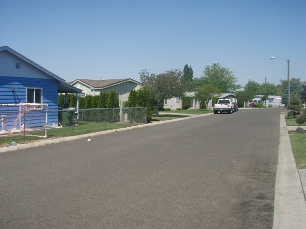 Primary Photo - 624 County Rd