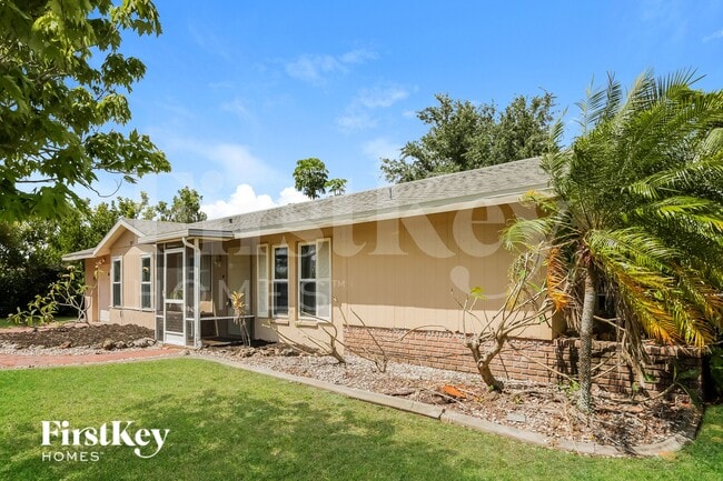 Foto del edificio - 727 SE 9th Pl