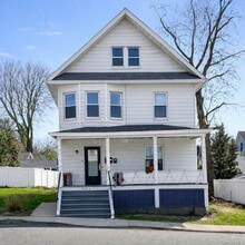Building Photo - 1009 Hudson Ave