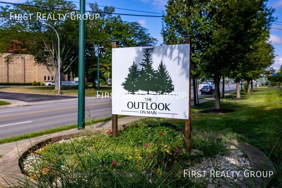 Foto principal - 5600 N Main St