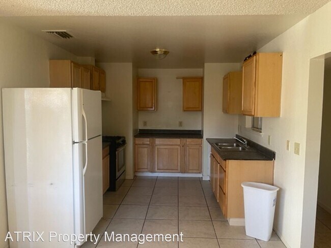 Building Photo - 5 br, 2 bath House - 66100 Santa Rosa APN ...