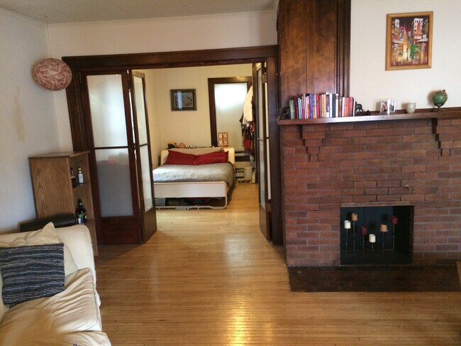 Foto del edificio - 1107 W 24th St