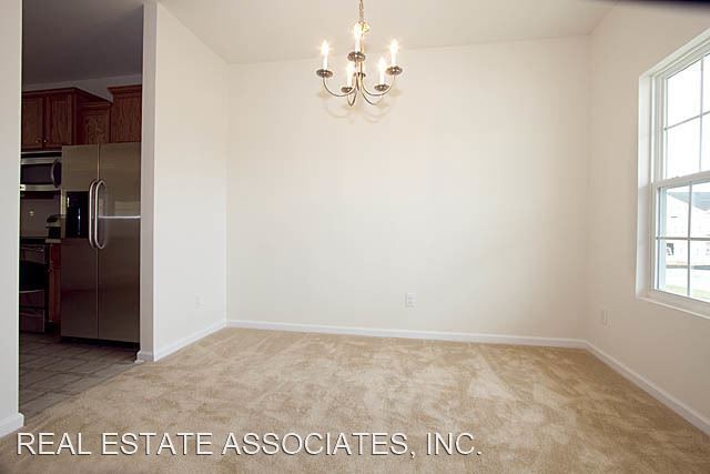 Building Photo - 5 br, 3.5 bath House - 6408 Bunker Hill Drive