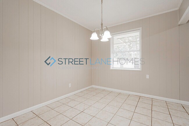 Foto del edificio - NOW OFFERING $250 OFF FIRST FULL MONTH IF ...