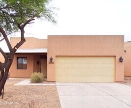Building Photo - 885 Leonard Wood St