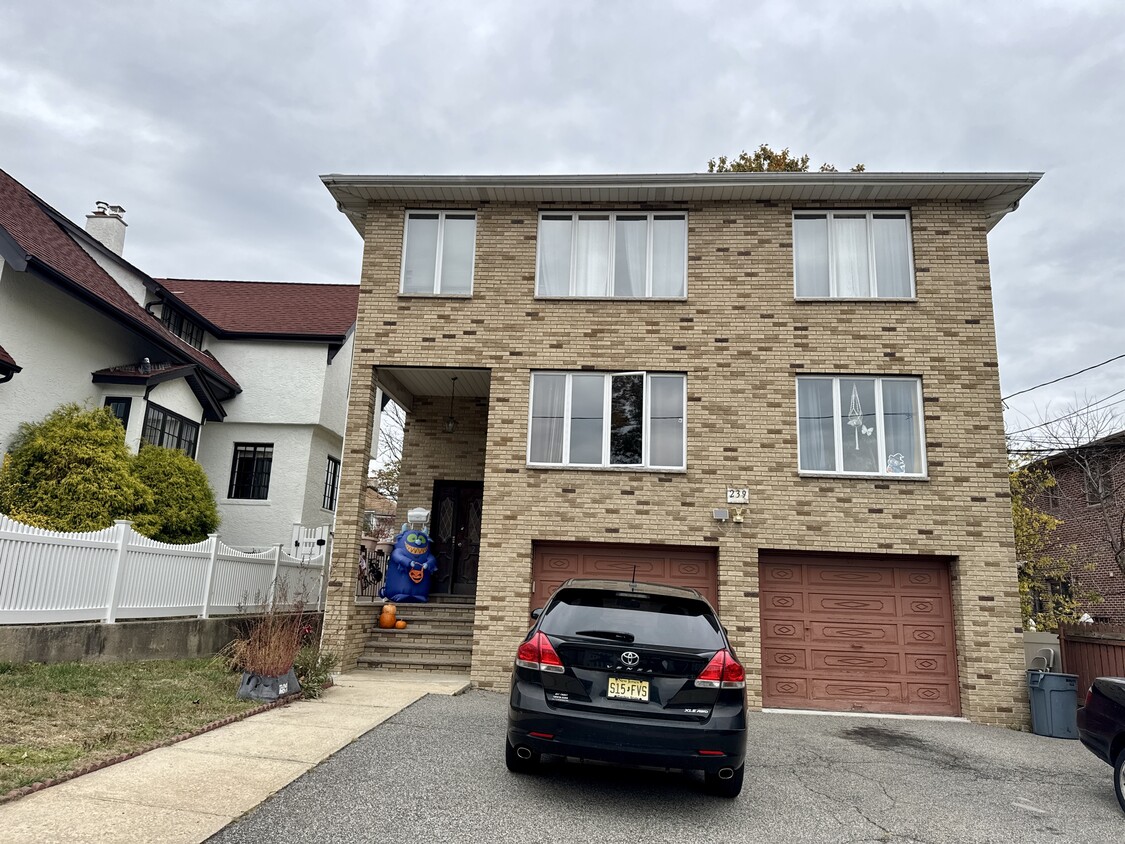 Welcome to 239 Morningside - 239 Morningside Ave