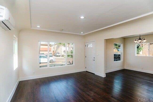 Foto del edificio - 4334 Swift Ave