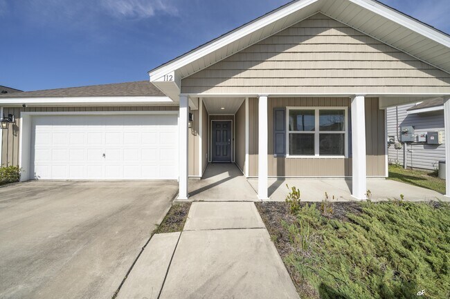 Foto del edificio - 112 Red Bay Rd