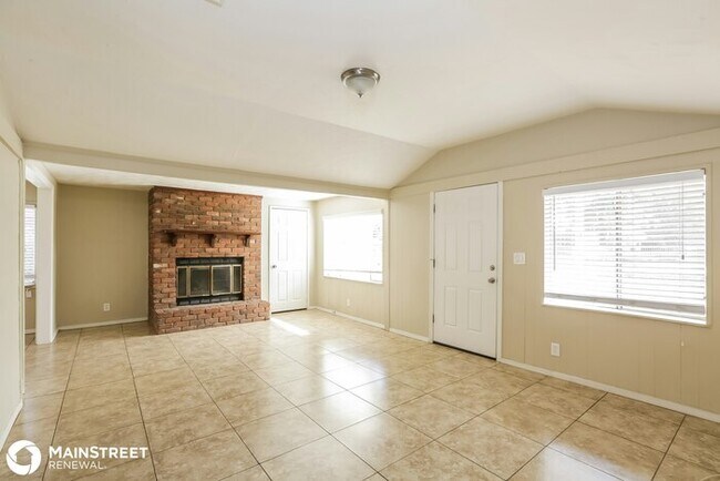 Building Photo - 2116 W Highland, Phoenix, AZ 85015