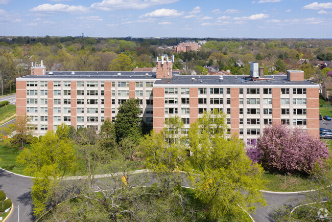 Aerial Photo - 4401 Roland Ave