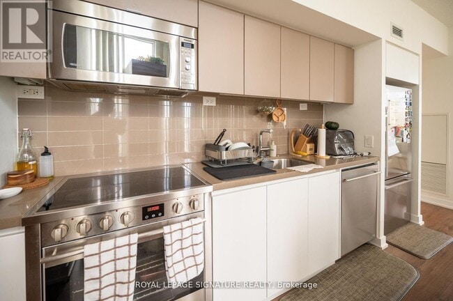 Building Photo - 75 Queens Wharf Rd