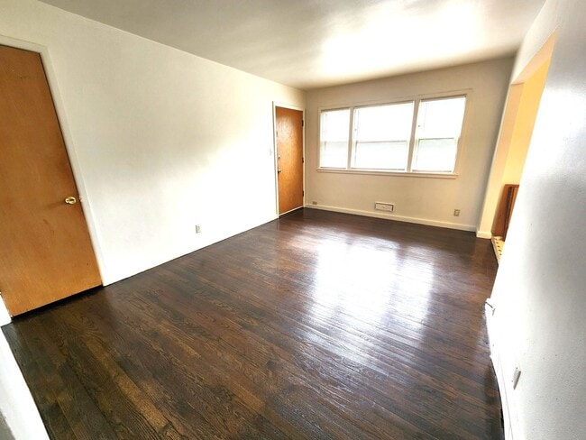 Building Photo - 4278 N 84th St
