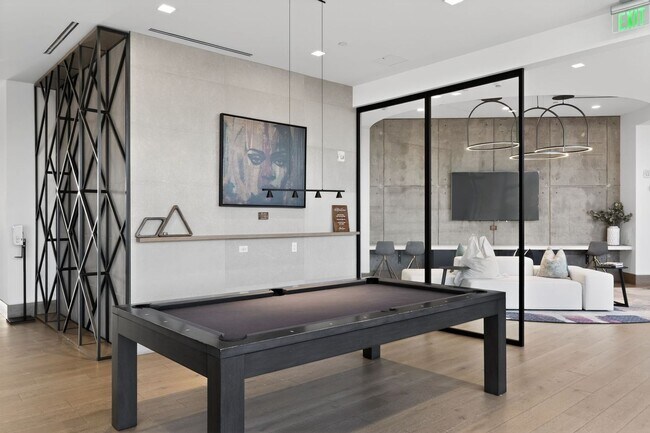 Building Photo - Charming Furnished HighRise 2BR Condo in Atlanta