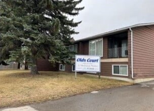 Building Photo - 4813-4854 54 St