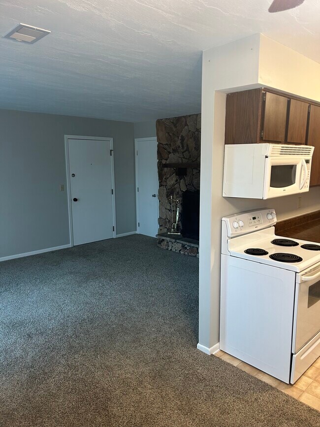 Building Photo - 2510 E 50th St