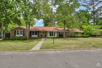 Building Photo - 810 Windsor Ct