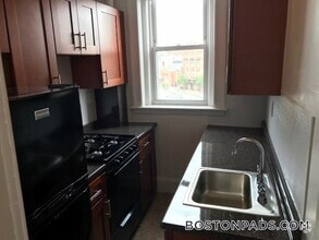 Building Photo - 1175 Boylston St