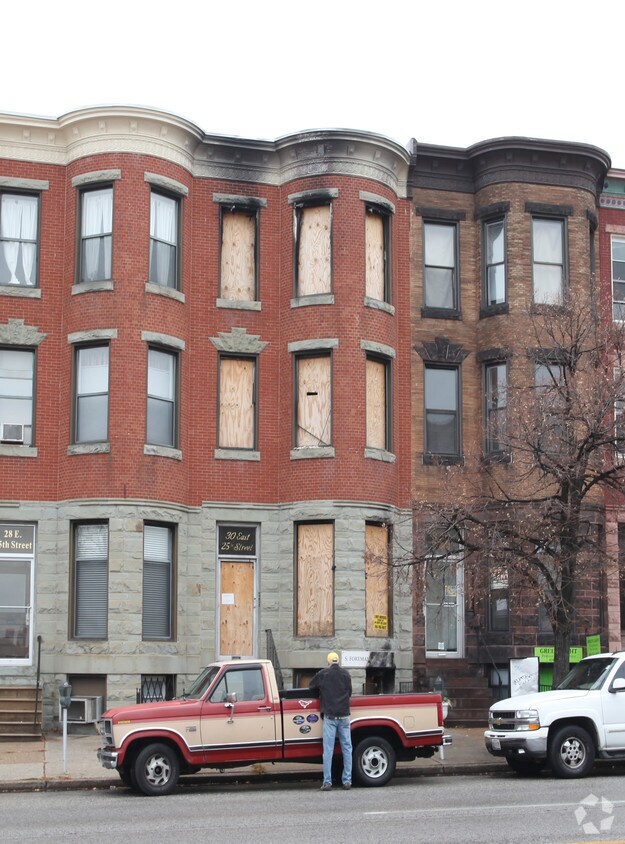 Foto principal - 30 E 25th St