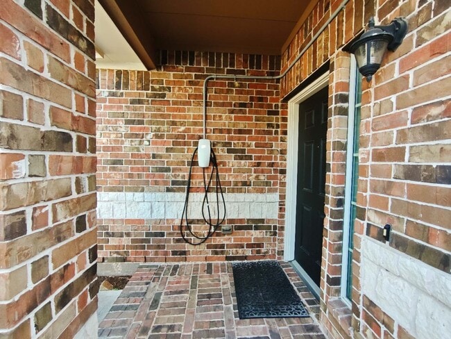 Foto del edificio - 2306 Waterford Park St