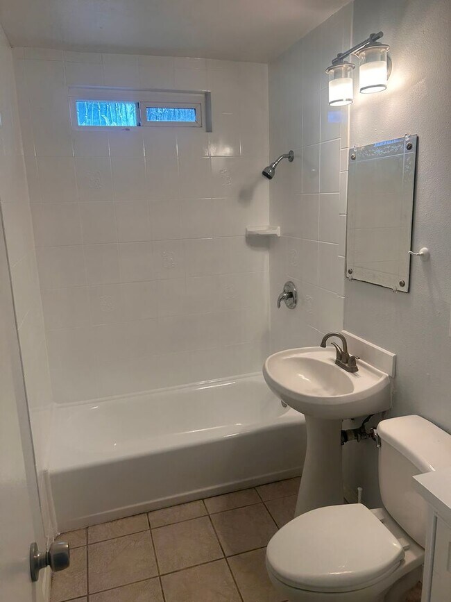 Foto del edificio - 3 BEDROOM HOUSE IN NORTH FONTANA