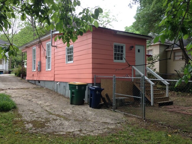 Building Photo - 126 Augusta Ave