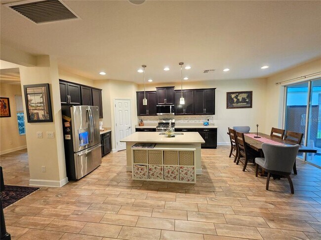 Foto del edificio - 5944 Jasper Glen Dr