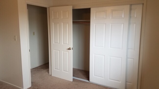 Building Photo - 14433 Bancroft Ave