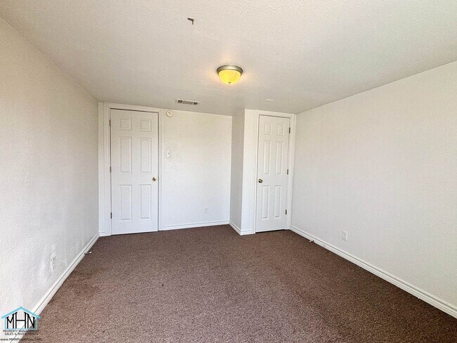 Foto del edificio - Charming and Convenient 2 bed/1 bath home,...