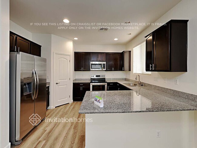 Foto del edificio - 3384 E Liberty Ln