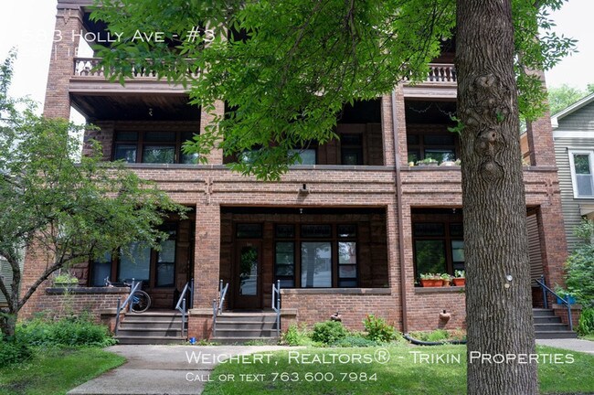 Foto del edificio - 583 Holly Ave
