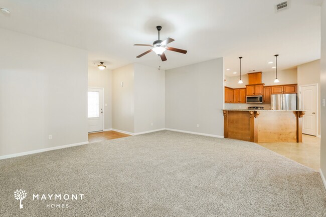 Foto del edificio - 2103 Grv Lndg Wy