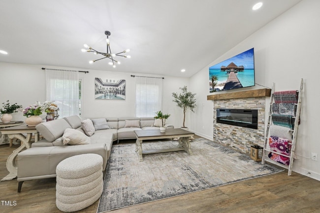 Foto del edificio - 1104 Suterland Rd