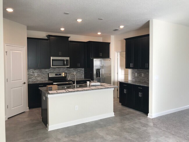 Building Photo - HOME IN LAKE NONA 4B/3B