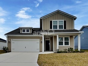 Building Photo - 118 Banyan Frst Dr