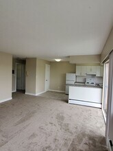 Building Photo - 215 Carnarvon St