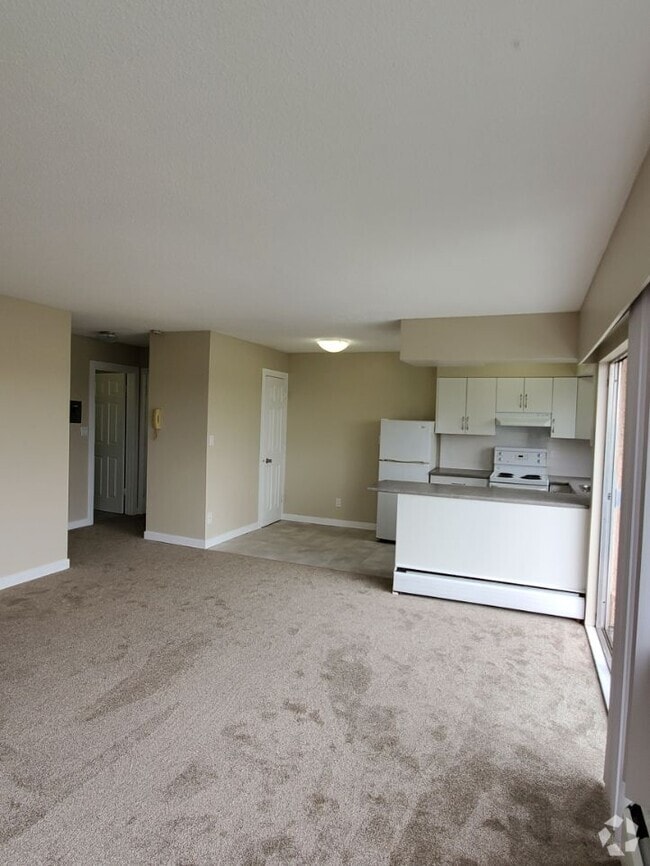 Building Photo - 215 Carnarvon St