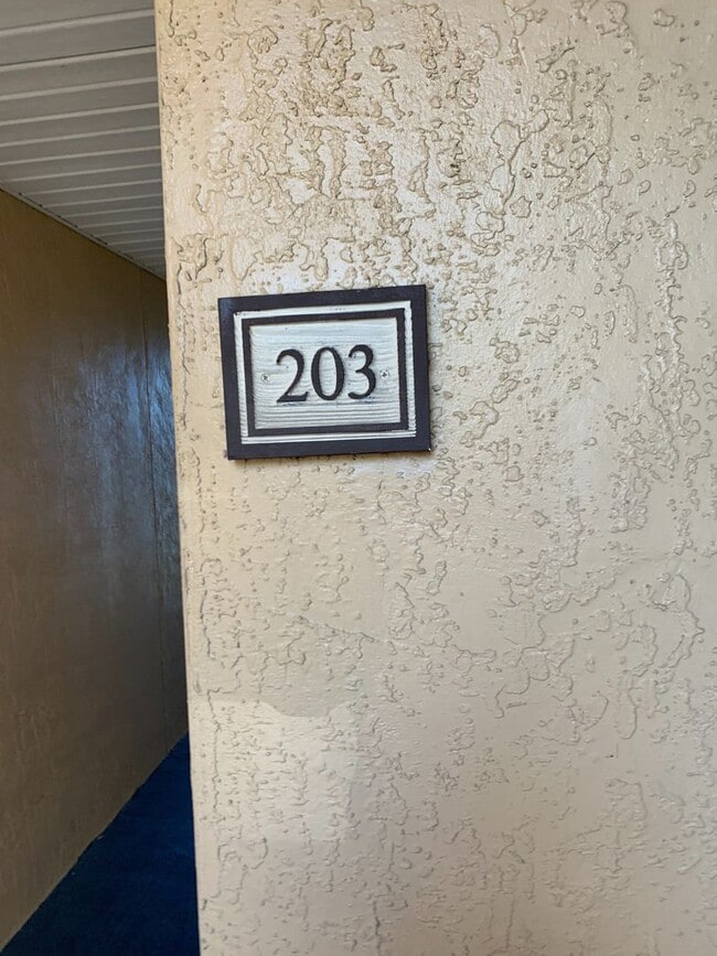 Photo - 8939 Latrec Ave House