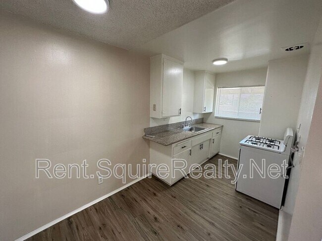 Foto del edificio - 316 N San Gabriel Ave