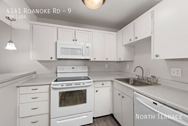 Foto del edificio - 4141 Roanoke Rd