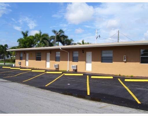 Foto principal - 701 NW 7th Ave