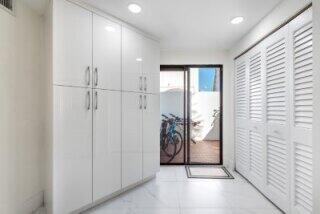 Foto del edificio - 15774 Loch Maree Ln