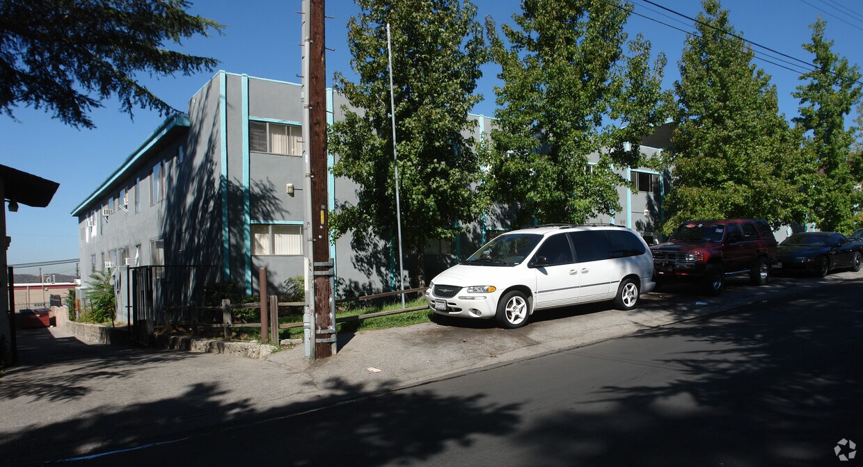 Foto del edificio - 10023 Samoa Ave