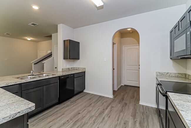 Building Photo - 1405 Cactus Grove Way